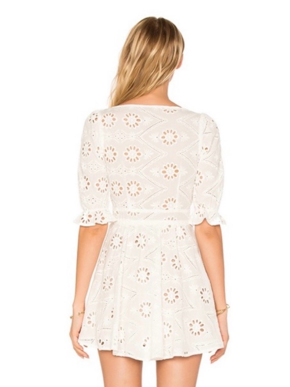 X Revolve Eyelet Dress For Love & Lemons Size S - Picture 3 of 10